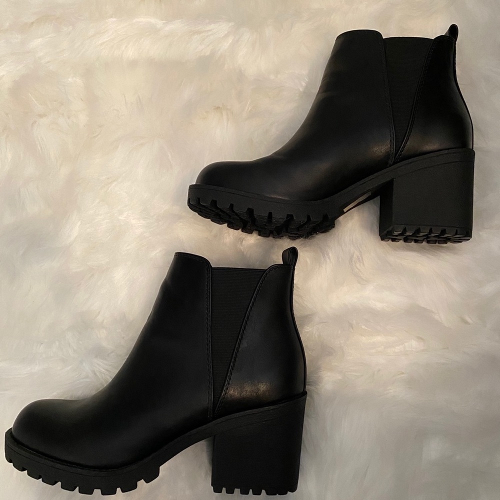 Chunky Heeled Ankle Booties